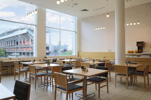 Sage Hotel Wollongong - Surfers Paradise Gold Coast 28
