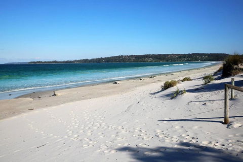Jervis Bay Beach Shack I Pet Friendly - Surfers Paradise Gold Coast 17