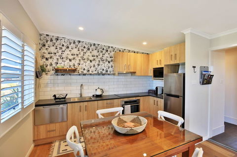 Jervis Bay Beach Shack I Pet Friendly - Surfers Paradise Gold Coast 3