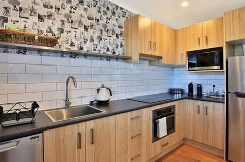 Jervis Bay Beach Shack I Pet Friendly - Surfers Paradise Gold Coast 5