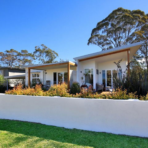 Jervis Bay Beach Shack I Pet Friendly - Surfers Paradise Gold Coast 1