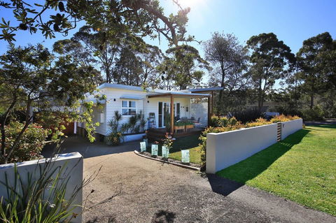 Jervis Bay Beach Shack I Pet Friendly - Surfers Paradise Gold Coast 15