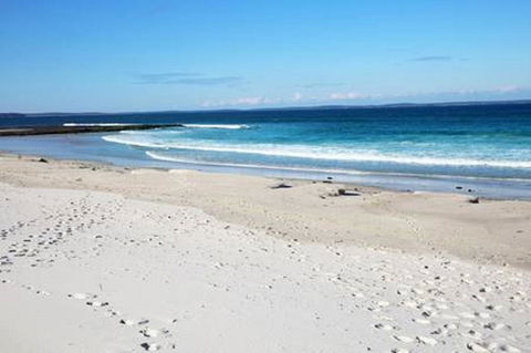 Jervis Bay Beach Shack I Pet Friendly - Surfers Paradise Gold Coast 16