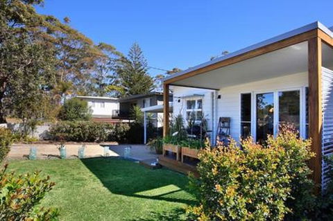 Jervis Bay Beach Shack I Pet Friendly - Surfers Paradise Gold Coast 14