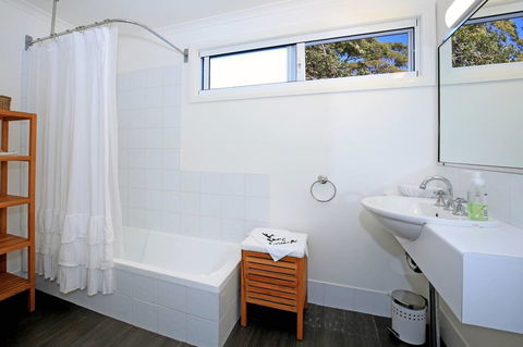 Jervis Bay Beach Shack I Pet Friendly - Surfers Paradise Gold Coast 8