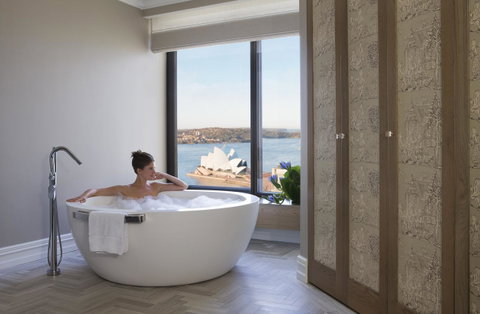 Four Seasons Hotel Sydney - Surfers Paradise Gold Coast 35