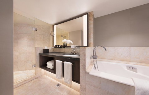 Four Seasons Hotel Sydney - Surfers Paradise Gold Coast 8