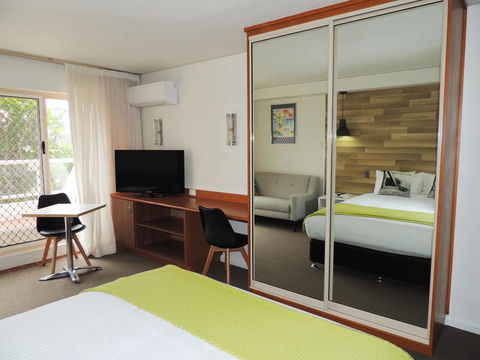Charlesworth Bay Beach Resort - Surfers Paradise Gold Coast 30