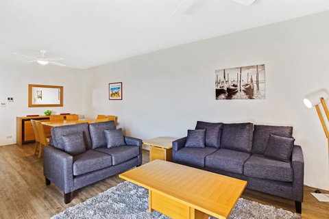 Victoria Parade, Kiah, Unit 10, 53 - Surfers Paradise Gold Coast 3
