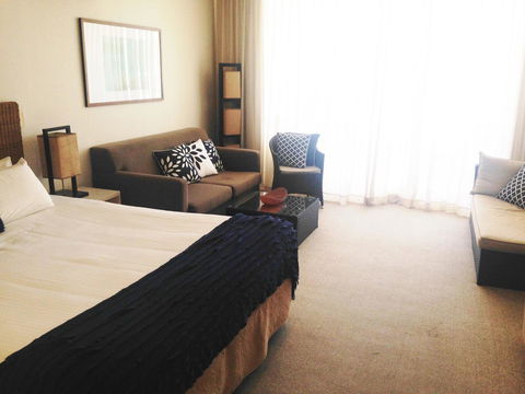 BASE Holidays - Ettalong Beach Premium Apartments - Surfers Paradise Gold Coast 26