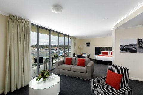 Rydges Mount Panorama Bathurst - Surfers Paradise Gold Coast 21
