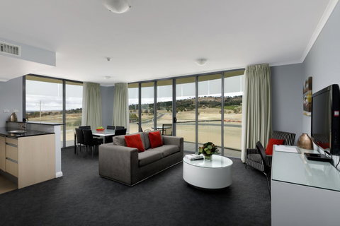 Rydges Mount Panorama Bathurst - Surfers Paradise Gold Coast 12