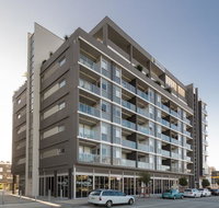 Honeysuckle Executive Apartments - Surfers Paradise Gold Coast