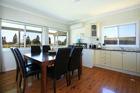 Glory @ Culburra - Absolute Beachfront - Pet & Family Friendly - Surfers Paradise Gold Coast 4