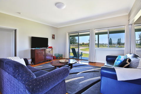 Glory @ Culburra - Absolute Beachfront - Pet & Family Friendly - Surfers Paradise Gold Coast 3
