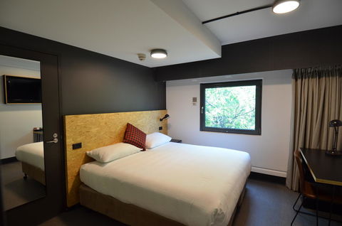 Ibis Budget Sydney East - Surfers Paradise Gold Coast 17