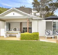 The Beach House North Wollongong - Surfers Paradise Gold Coast
