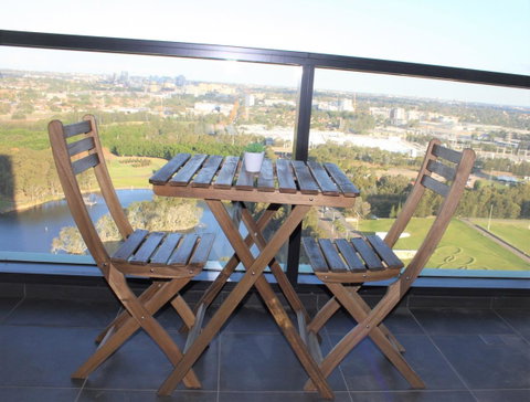 Stunning Views Sydney Olympic Park - Surfers Paradise Gold Coast 23