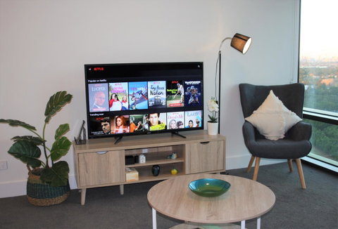 Stunning Views Sydney Olympic Park - Surfers Paradise Gold Coast 5