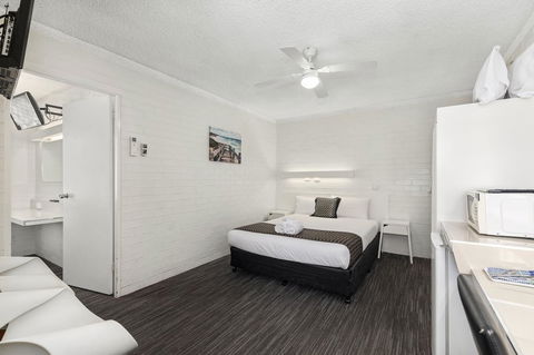 Coastal Bay Motel - Surfers Paradise Gold Coast 16