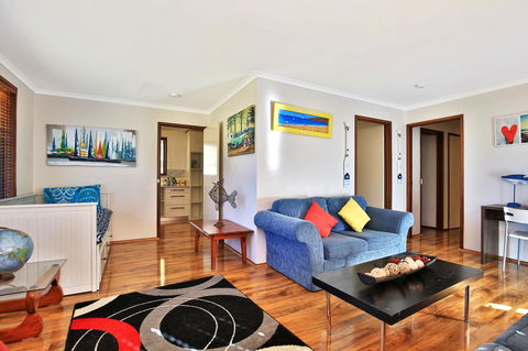 Sandy Toes Beach House Jervis Bay - 2min To Beach - Surfers Paradise Gold Coast 5