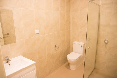 T&M HOUSE - Surfers Paradise Gold Coast 22