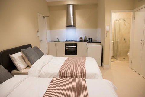 T&M HOUSE - Surfers Paradise Gold Coast 36