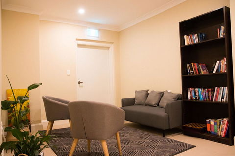 T&M HOUSE - Surfers Paradise Gold Coast 37