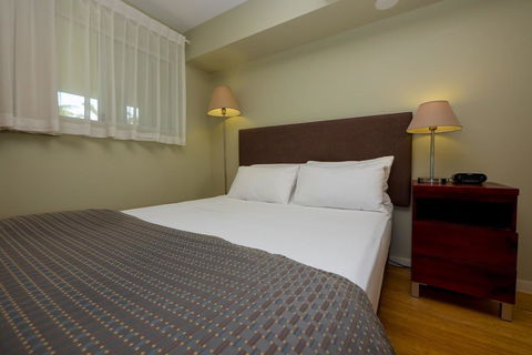 Cabarita Lake Apartments - Surfers Paradise Gold Coast 14