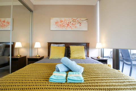 Olympic Park Sunshine 2 Bedrooms Apts With Private Parking - Surfers Paradise Gold Coast 14