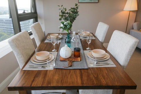 Olympic Park Sunshine 2 Bedrooms Apts With Private Parking - Surfers Paradise Gold Coast 11