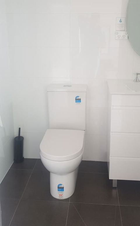 Appin Village Motel - Surfers Paradise Gold Coast 11