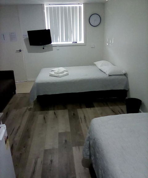 Appin Village Motel - Surfers Paradise Gold Coast 1