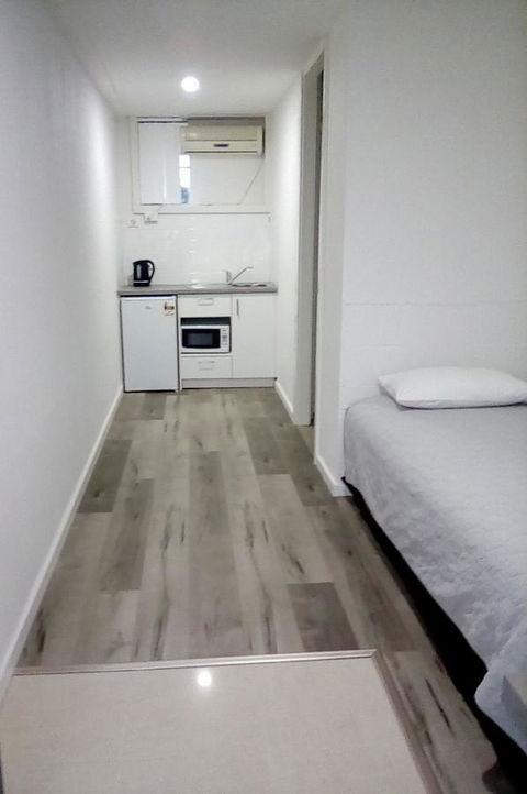 Appin Village Motel - Surfers Paradise Gold Coast 21