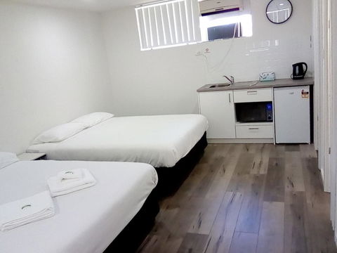 Appin Village Motel - Surfers Paradise Gold Coast 10