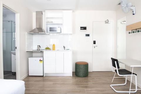 UKO Stanmore - Surfers Paradise Gold Coast 4