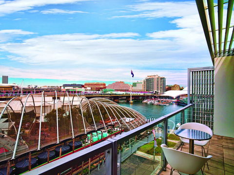 Adina Apartment Hotel Sydney, Darling Harbour - Surfers Paradise Gold Coast 13