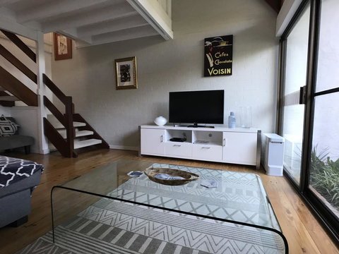 Treetops Everglades Villa - Surfers Paradise Gold Coast 29