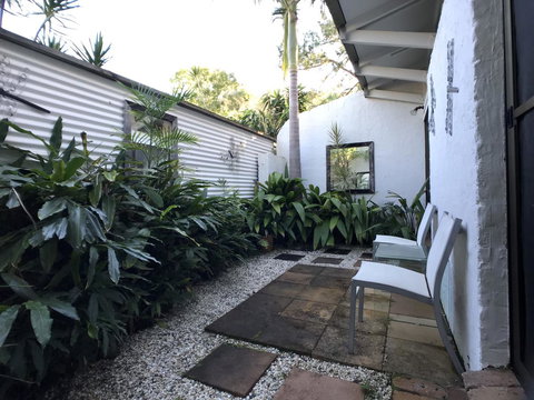 Treetops Everglades Villa - Surfers Paradise Gold Coast 28