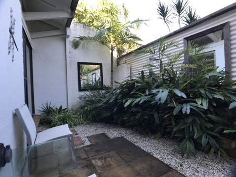 Treetops Everglades Villa - Surfers Paradise Gold Coast 27