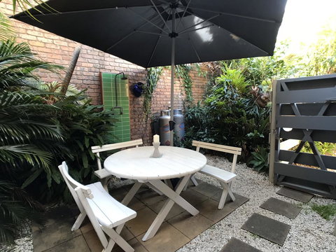 Treetops Everglades Villa - Surfers Paradise Gold Coast 17