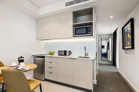 Quest St Leonards - Surfers Paradise Gold Coast 16