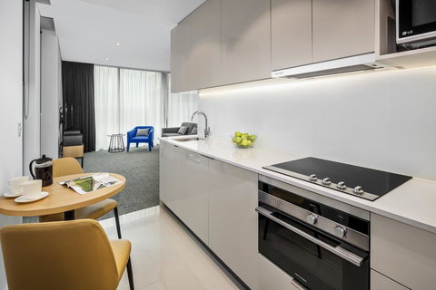 Quest St Leonards - Surfers Paradise Gold Coast 14