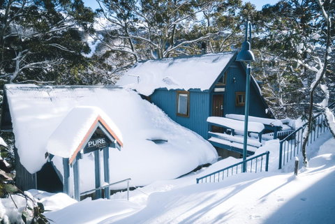 Pure Chalet Thredbo - Surfers Paradise Gold Coast 0
