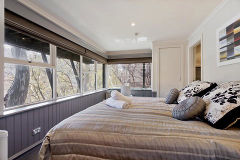 Pure Chalet Thredbo - Surfers Paradise Gold Coast 29