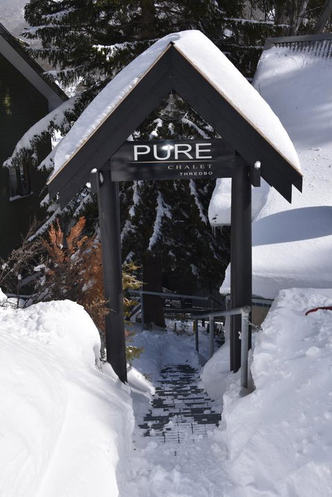 Pure Chalet Thredbo - Surfers Paradise Gold Coast 7
