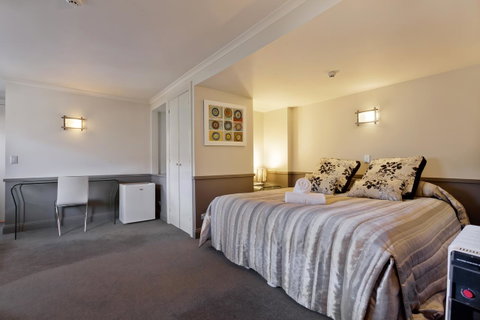 Pure Chalet Thredbo - Surfers Paradise Gold Coast 12