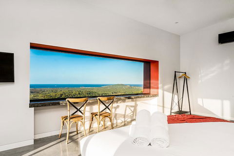 Sundays At Byron - Surfers Paradise Gold Coast 10