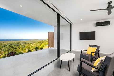 Sundays At Byron - Surfers Paradise Gold Coast 28