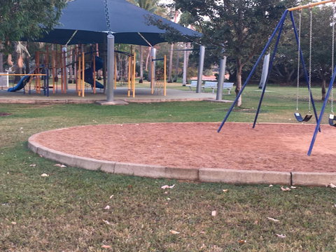 Nightcliff Foreshore Getaway - McKay Gardens - Surfers Paradise Gold Coast 33